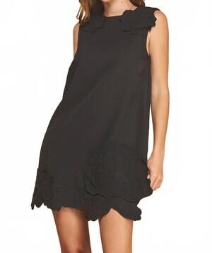 NEW STRUT & BOLT women's floral appliqué sleeveless shift dress in black